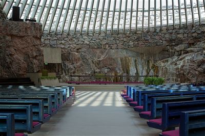 Innenraum der Temppeliaukio-Kirche, Helsinki